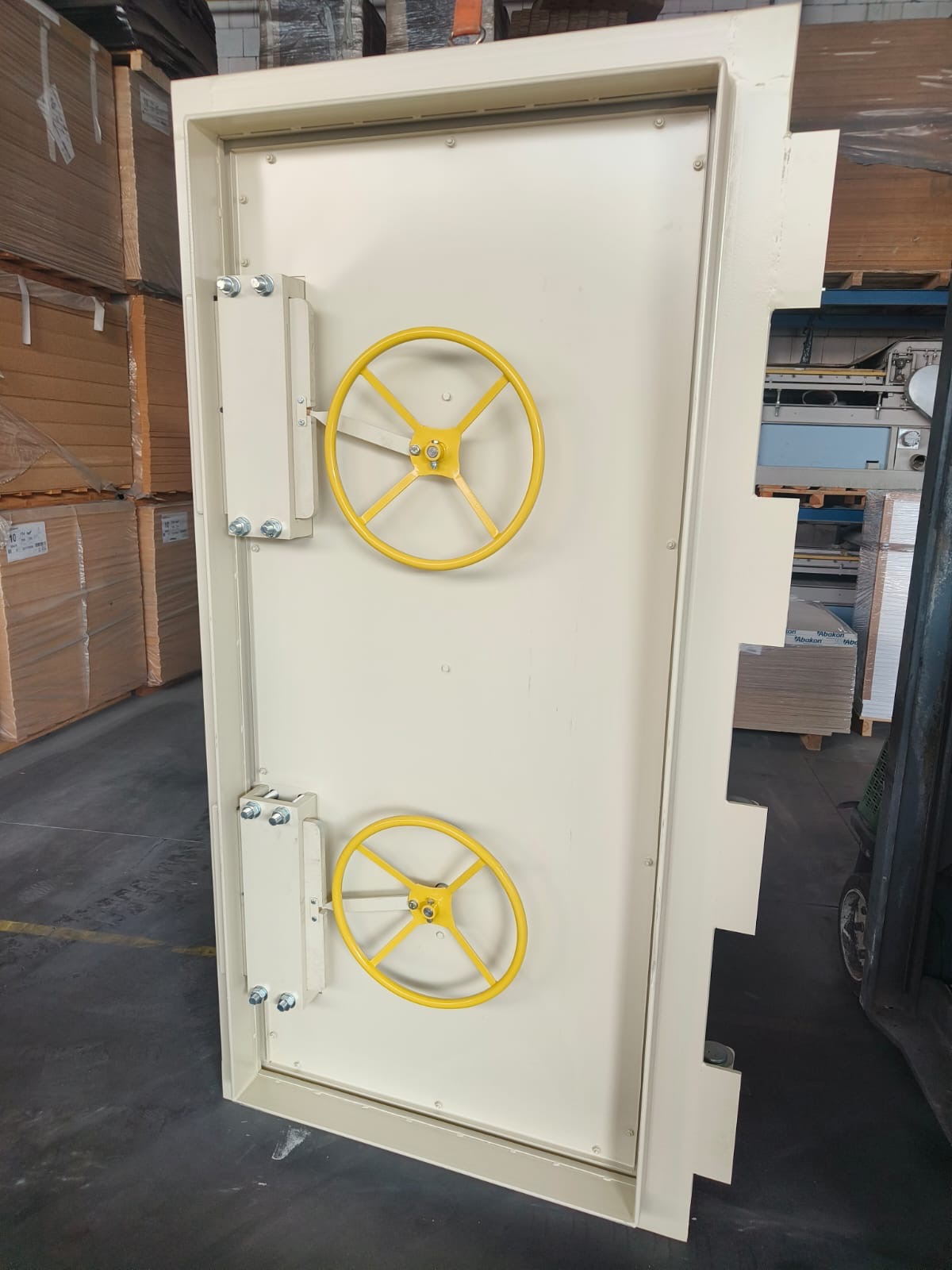 Drzwi frontowe – widok z wewnątrz